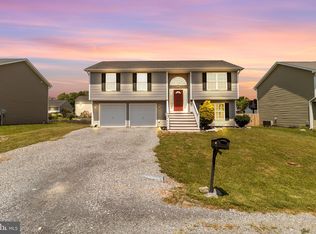 71 Job Rd, Inwood, WV 25428