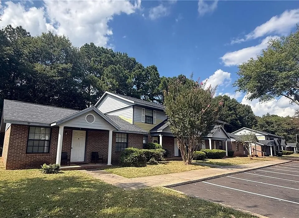 4 Eastview Cir #4