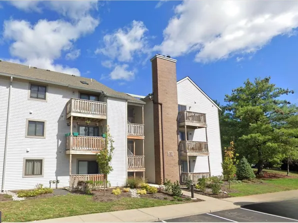 5320 Ravens Crest Dr, Plainsboro, NJ 08536