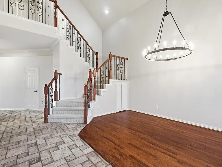 2917 Waterford Dr — Photo 11
