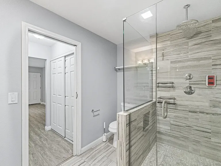 1120 Quail St — Photo 25