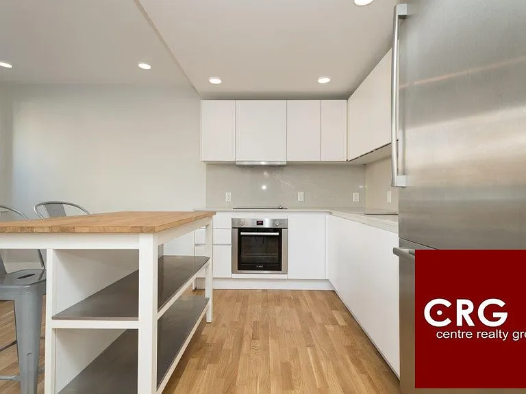334 Harvard St #C1D — Photo 2