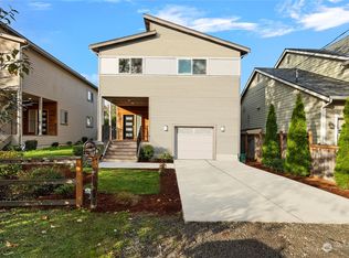 5953 17th Ave SW, Seattle, WA 98106