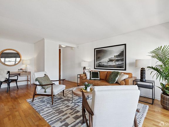 5th image of 2040 Franklin St APT 607