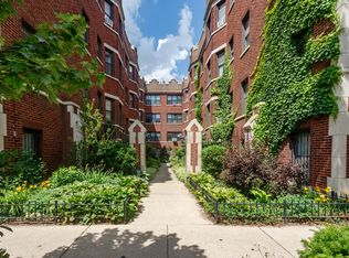 6822 N. Wayne, Chicago, IL 60626