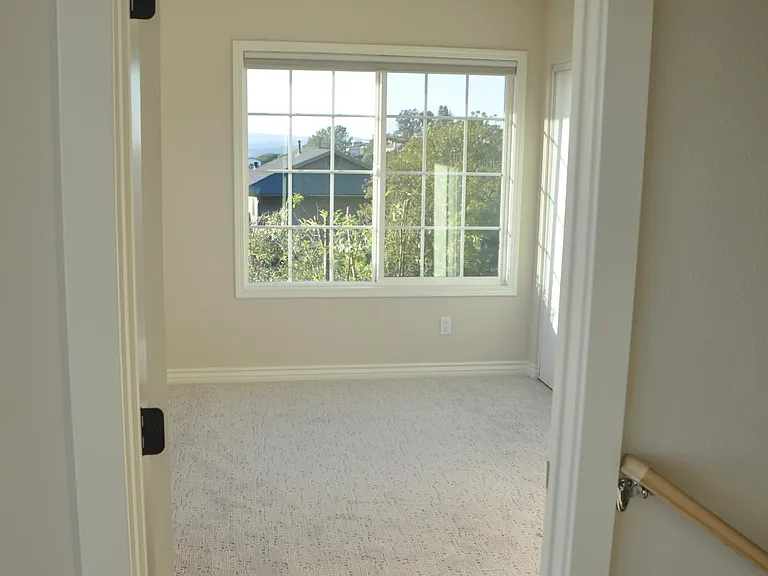3078 Zell Dr — Photo 14