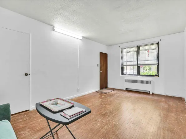 69-92 136th Street #A, Flushing, NY 11367