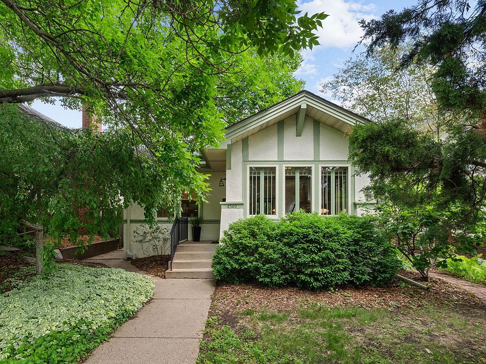 1st image of 4549 Harriet Ave