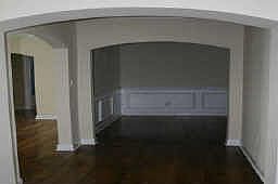 3rd image of 1005 Wood St