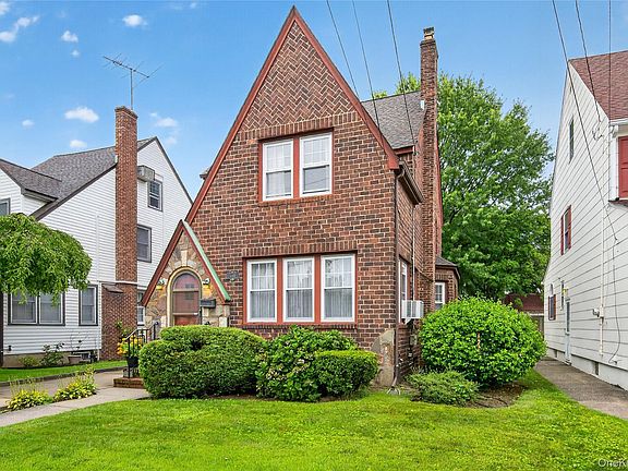 3rd image of 448 Lewis Place