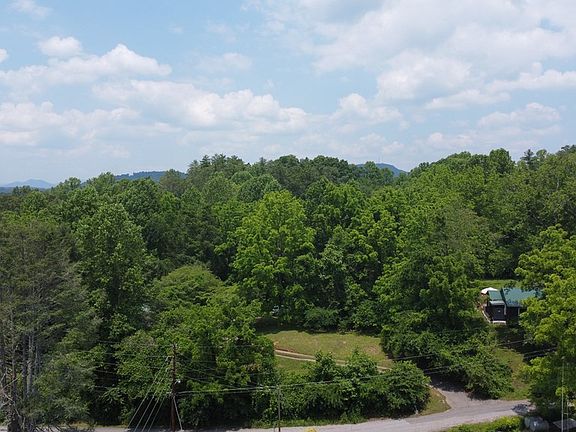 4th image of Cherry St