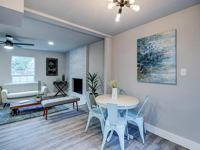 5001 Cottonwood Cir #B — Photo 9