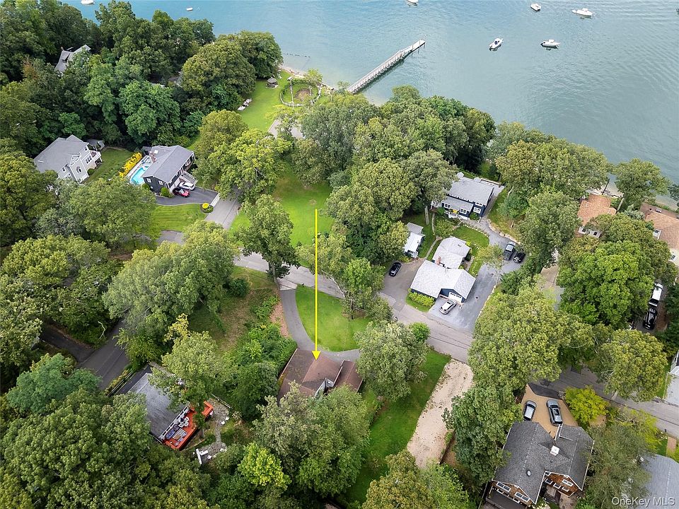 1st image of 44 Chestnut Ave