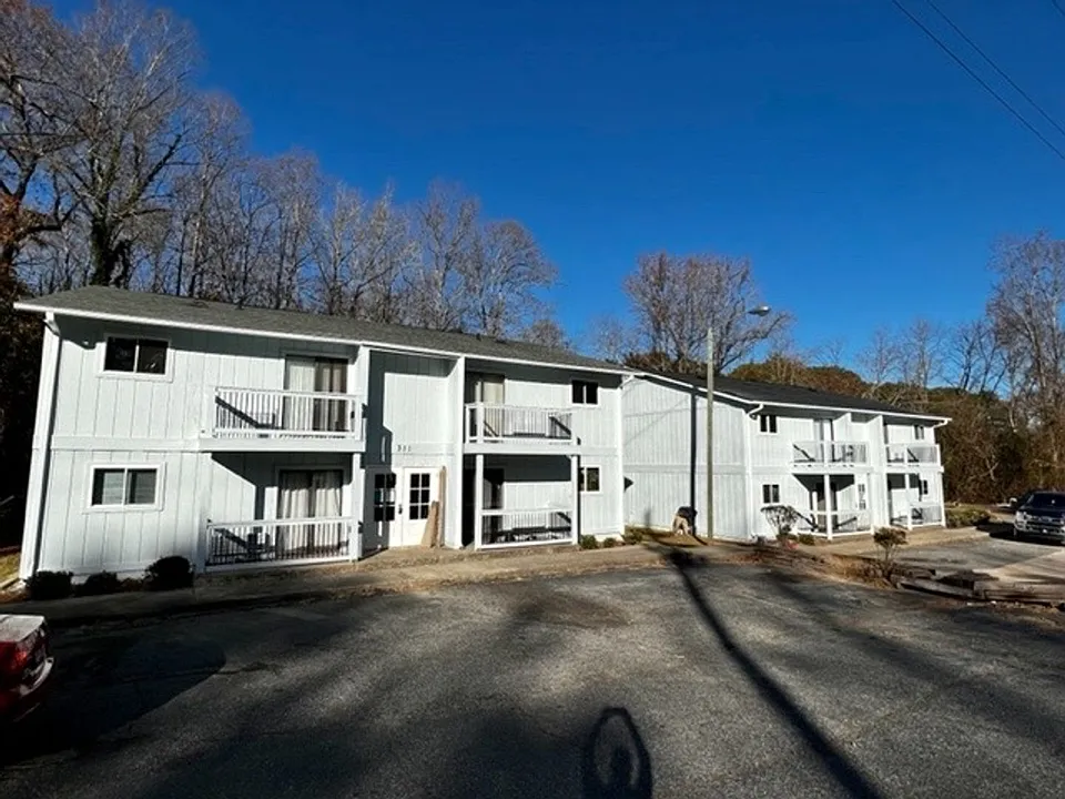 Creekside Apartments