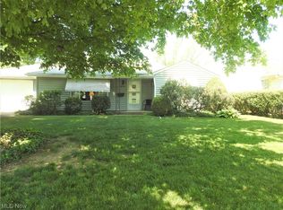 812 Mansfield St, Sheffield Lake, OH