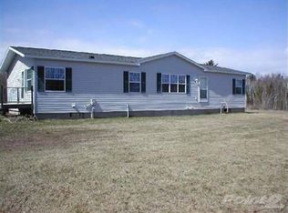 121 Howard Gnesen Rd, Duluth, MN 55811