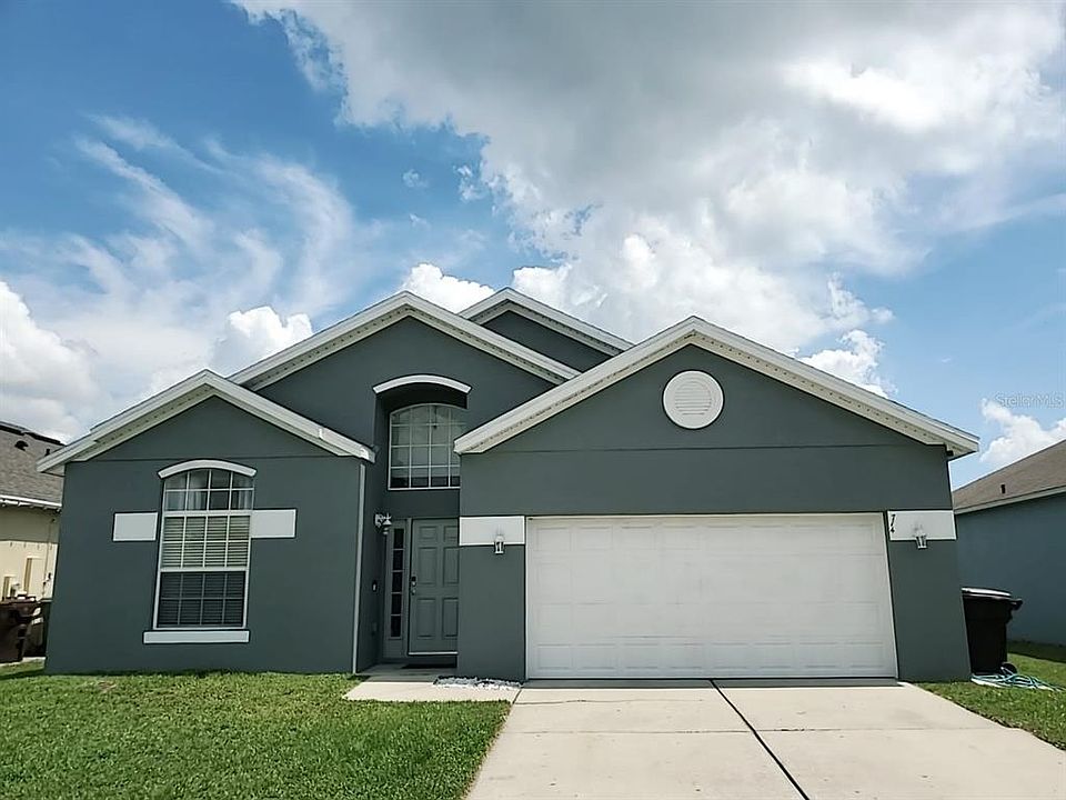1st image of 714 Hacienda Cir