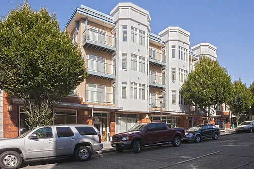 Five 2 Five 1st Ave West