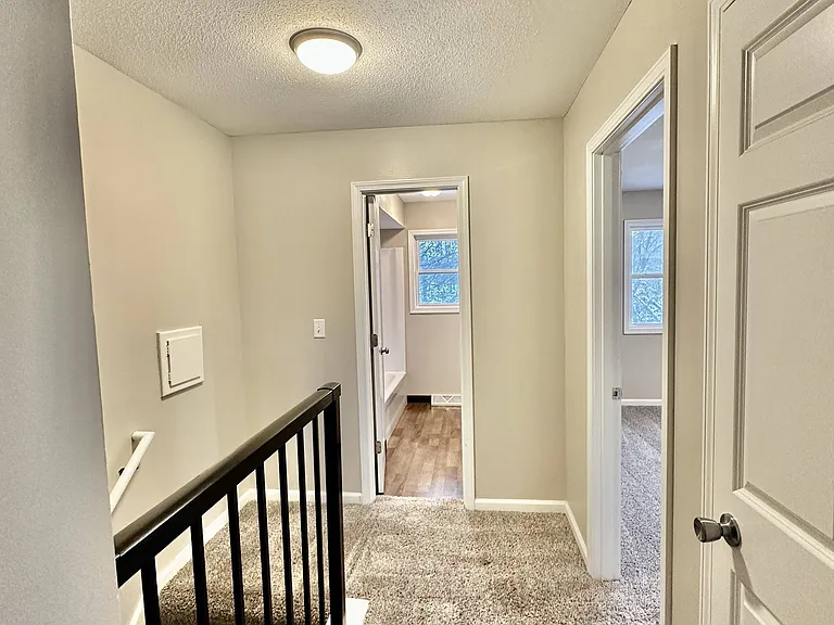 4926 Madison Ave — Photo 13
