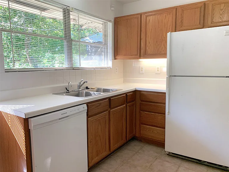 4427 Warm Springs Rd — Photo 13