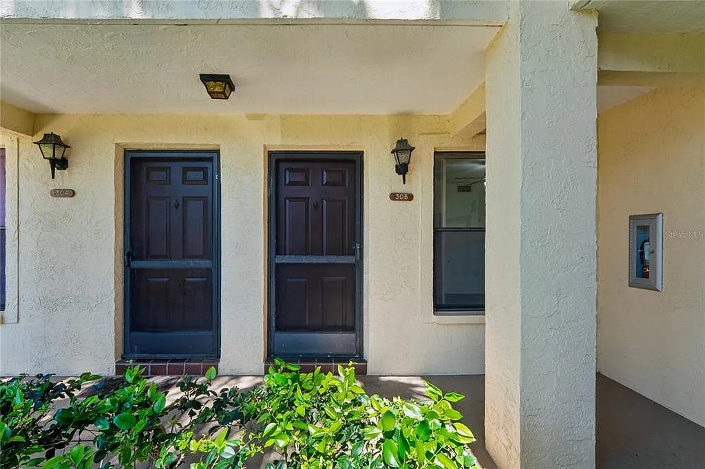 Building Photo - 305 Hammock Pine Blvd #305