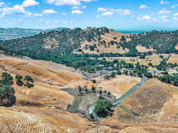 3455 Laguna Creek Trail, Vacaville, CA 95688