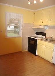 5th image of 20950 Tracy Ave