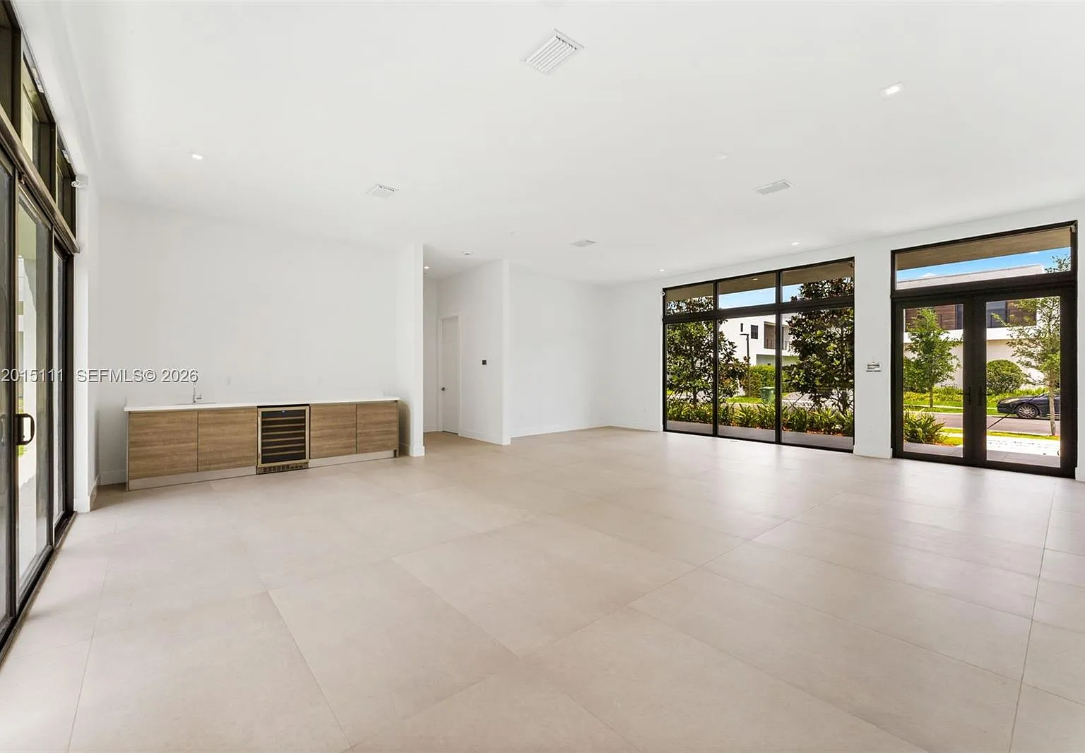 Weston Estates — Photo 4