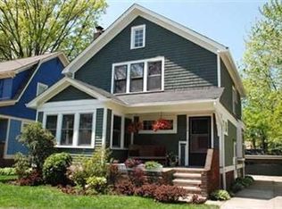 1076 Quilliams Rd, Cleveland Heights, OH 44121