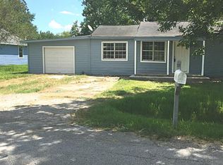 105 Gossett St, Highlands, TX 77562