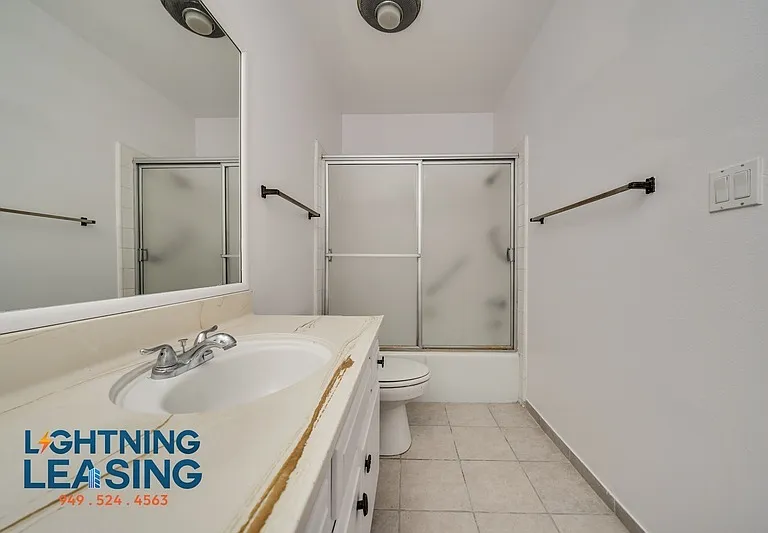 815 S Shenandoah St #301 — Photo 16