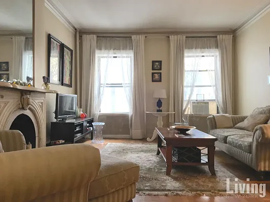Rented by Living New York | media 36