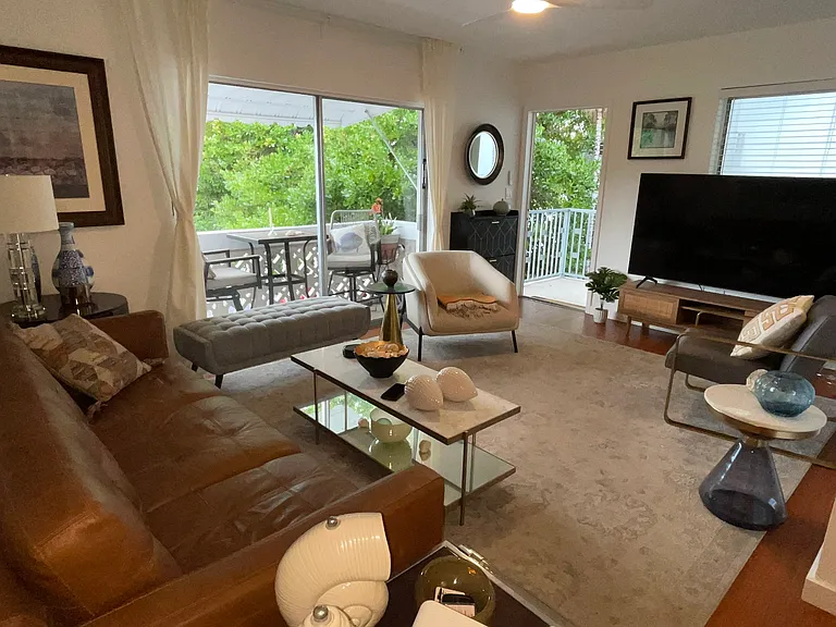 1021 Michigan Ave #7 — Photo 6
