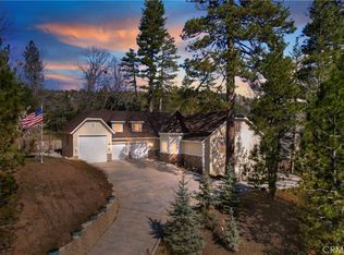 22532 Sky View Ln, Crestline, CA 92325