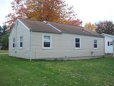 2nd image of 153 Saint Marys St
