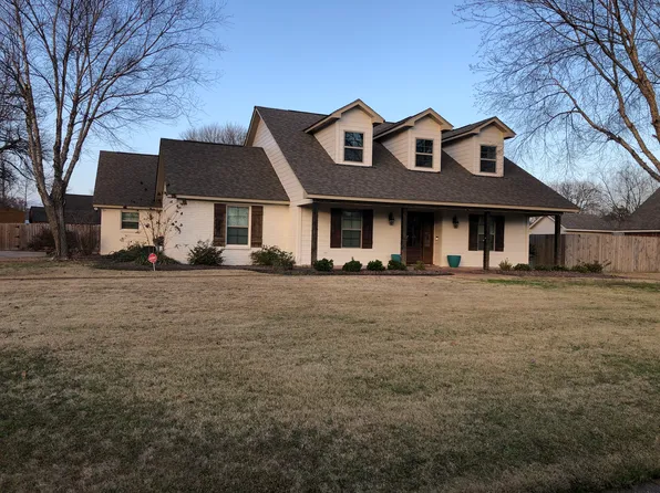 506 Dampier Dr, Greenville, MS 38701