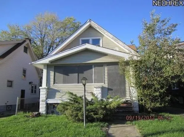 13901 Bartlett Ave, Cleveland, OH 44120
