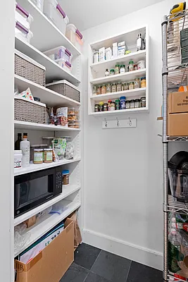 Sold by Corcoran | media 6