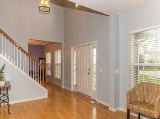 16712 Lakeville Xing, Westfield, IN