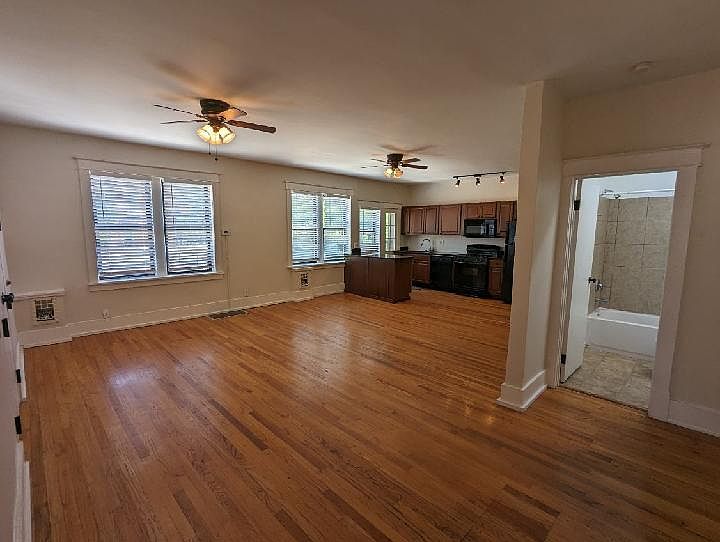 1st image of 2102 Bellevue Ave #2n