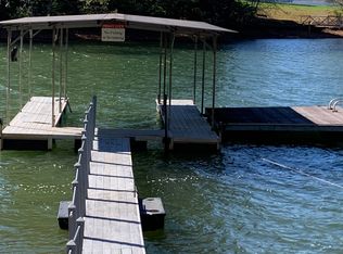 122 Elf Shore Cv, Hayesville, NC 28904