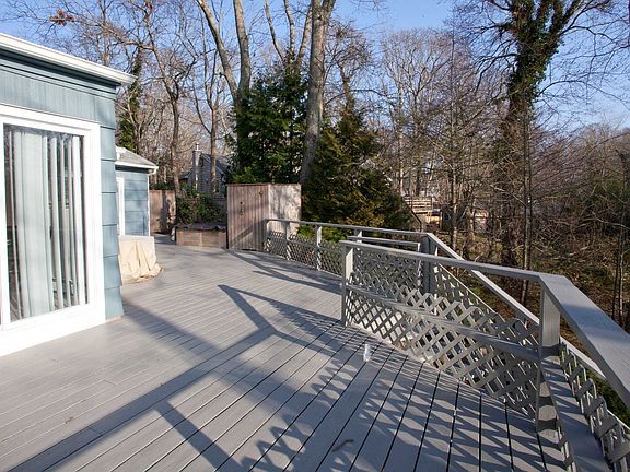 2nd image of 106 Lake Dr