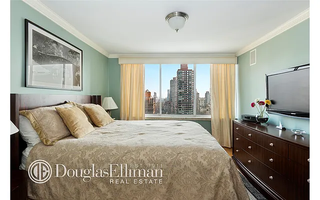 Sold by Douglas Elliman | media 3