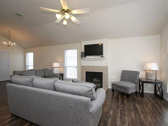4th image of 18510 S Wimbledon Dr