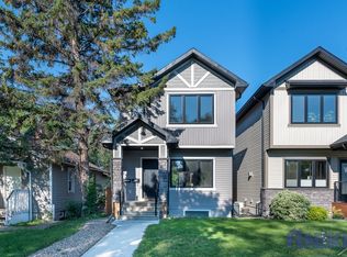 1704 Victoria Ave, Saskatoon, SK S7H1Z7
