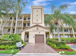 900 SW 142nd Ave APT 402L, Pembroke Pines, FL 33027