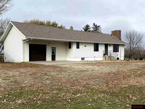 15893 County Road 102, New Ulm, MN 56073