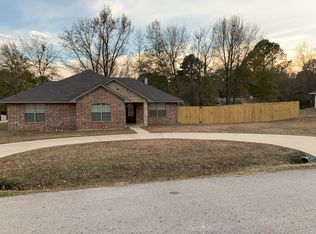 200 Clara St, Lindale, TX 75771