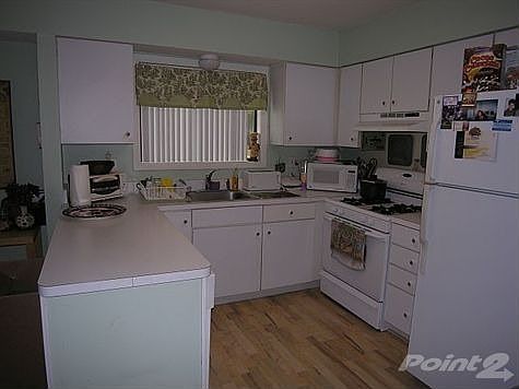 4th image of 33 Peddlars Dr