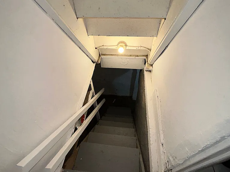 225 Home Ave — Photo 8